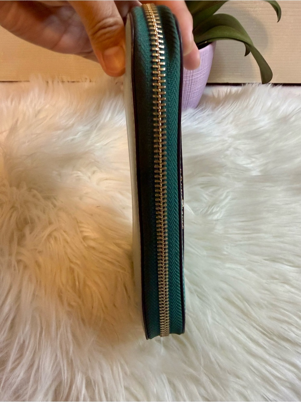 Kate Spade New York Two-Tone Teal and Light Blue Zip Wallet - Picture 7 of 13